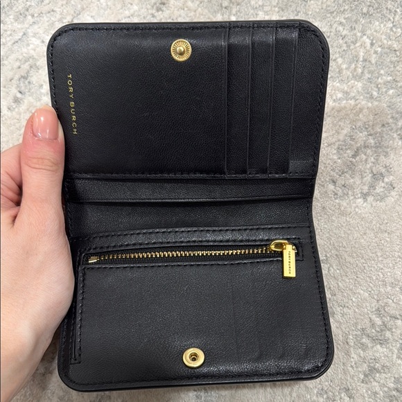 Tory Burch Fleming Wallet - Picture 2 of 7